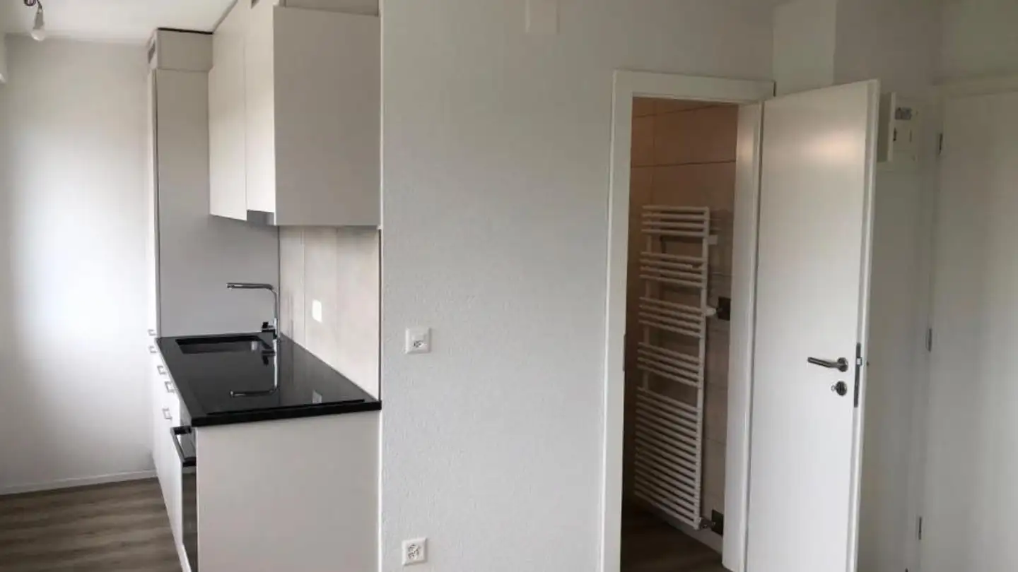 Appartement à louer - Rue Du Vignoble 66, 2087 Cornaux NE