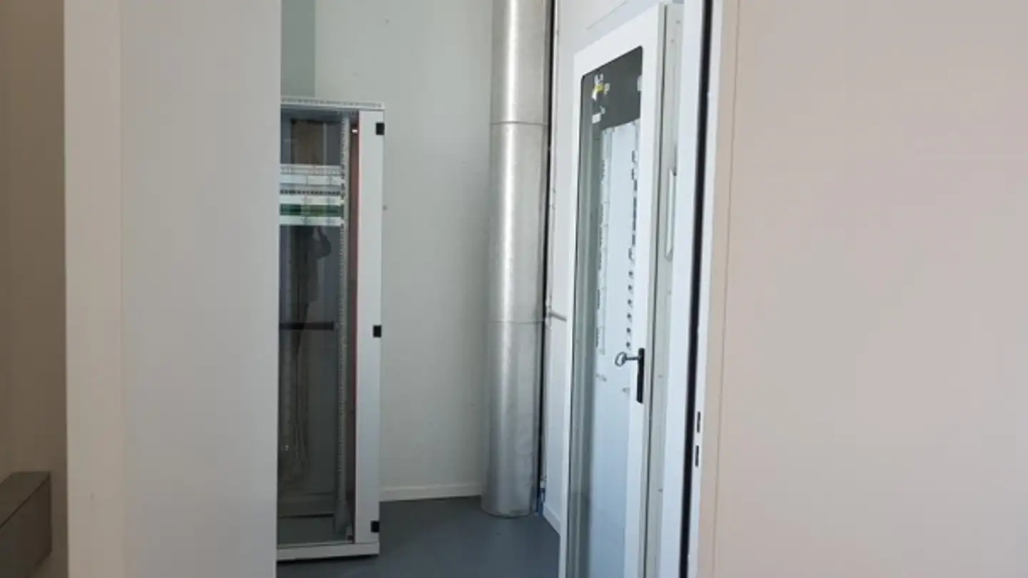 Spazio ufficio in affitto - 1242 Satigny