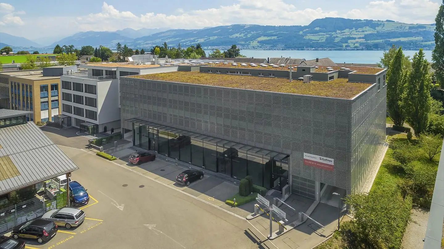 Underground parking space for rent - Laubisrütistrasse 42, 8712 Stäfa