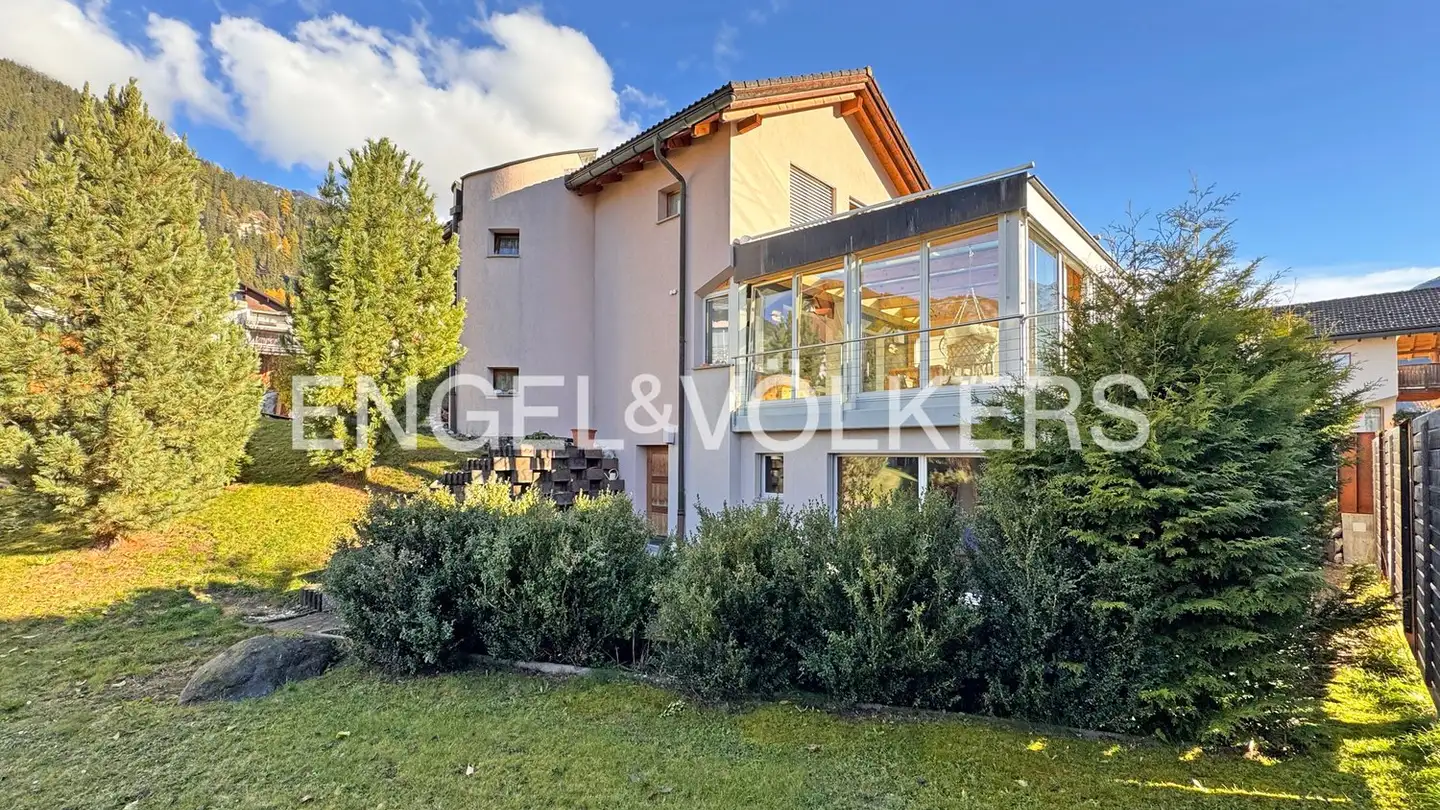 Duplex for sale - 7452 Cunter