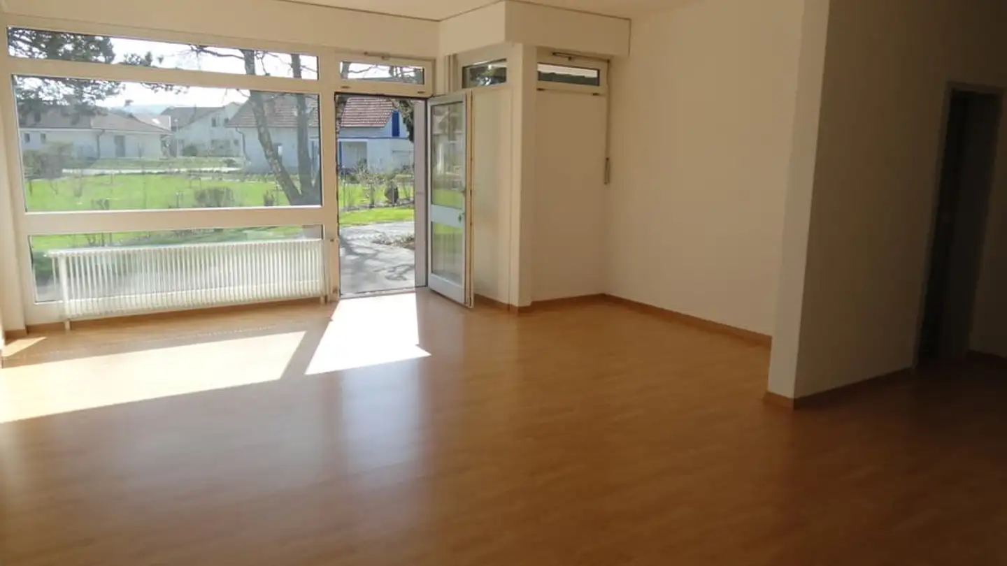 Commercial for rent - Rue Pierre Péquignat 7, 2942 Alle - Photo 4