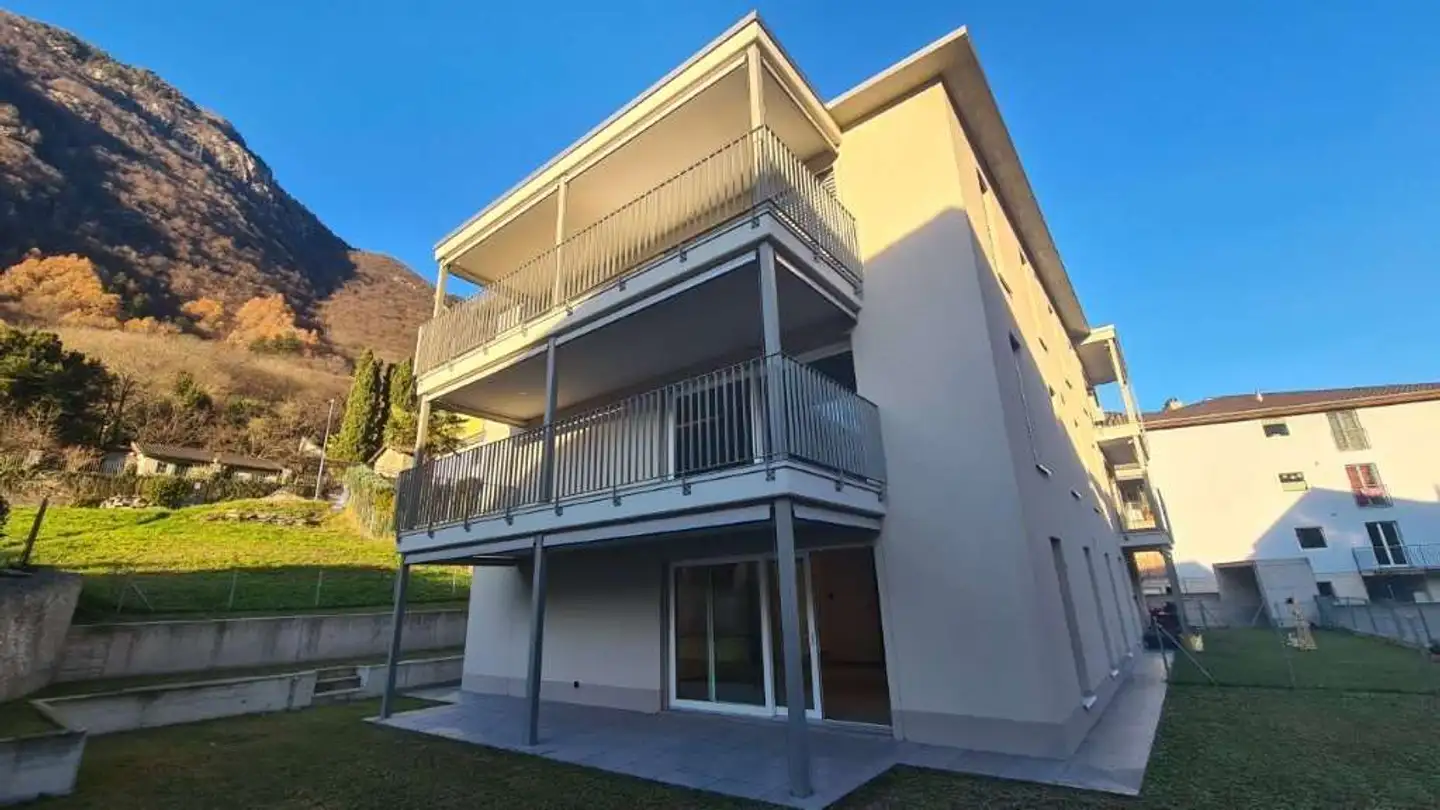 Appartamento in vendita - Via Bellinzona, 6533 Lumino