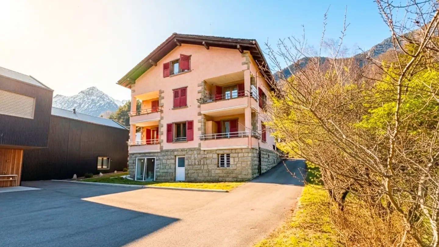 Immeuble résidentiel à vendre - Route De La Vallée 11, 1937 Orsières