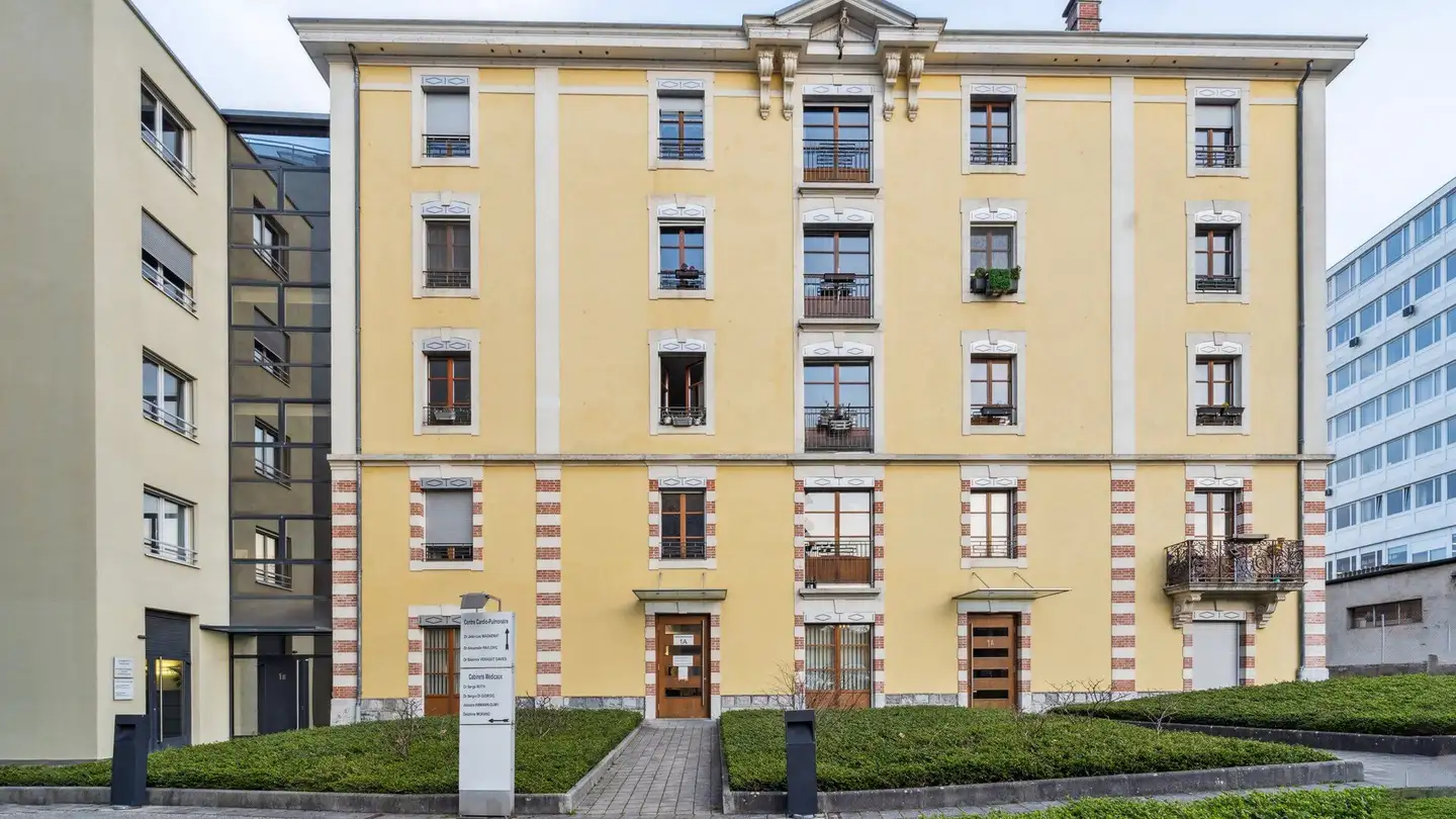 Grand magasin à vendre - 1227 Carouge GE