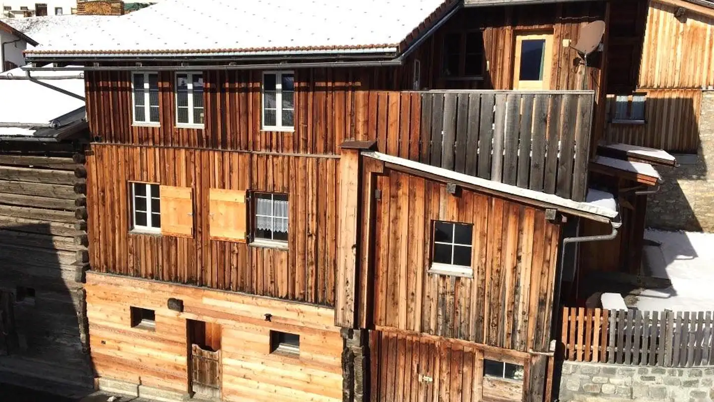 Appartamento in affitto - 7459 Stierva