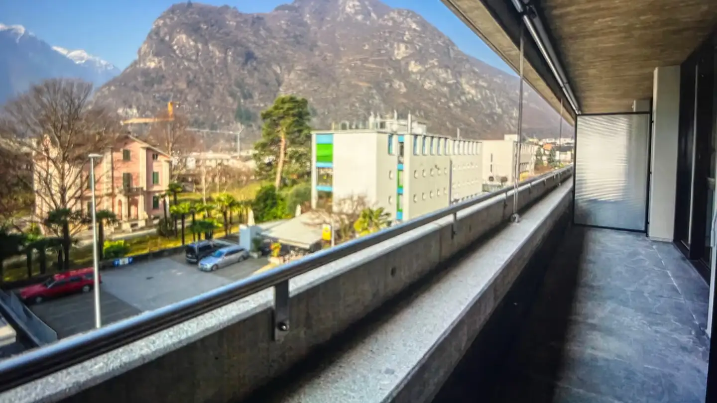 Appartement à louer - Via Parallela, 6710 Biasca