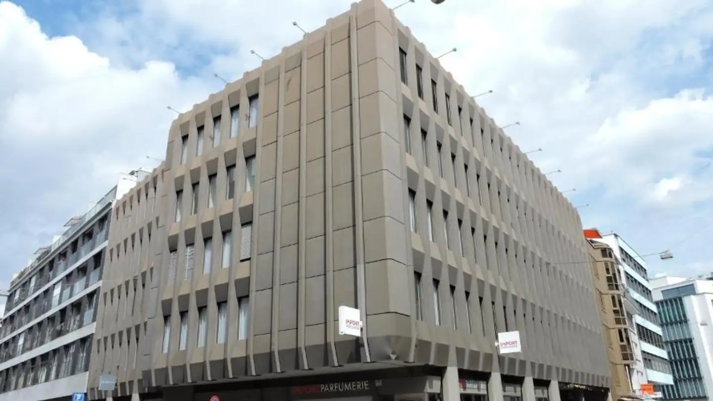 Parkplatz im Freien mieten - Henric Petri-Strasse 15, 4051 Basel