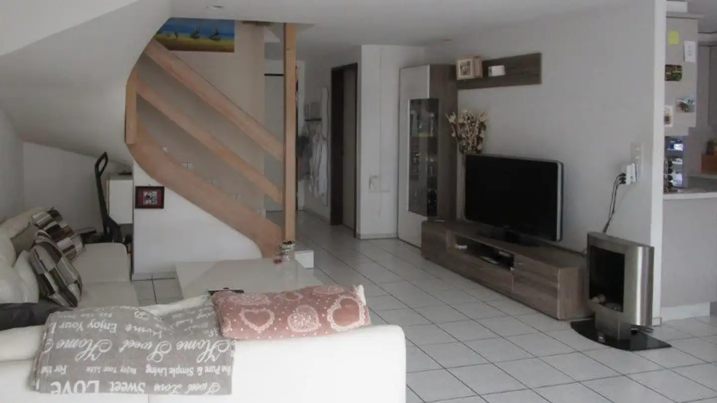 Apartment for rent - Grand-Rue 40, 2710 Tavannes - Photo 2