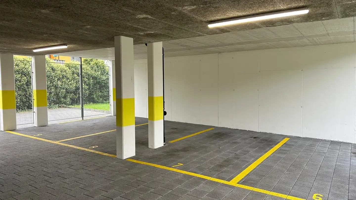 Parcheggio coperto in affitto - Hauptstrasse 86, 5035 Unterentfelden - Photo 2