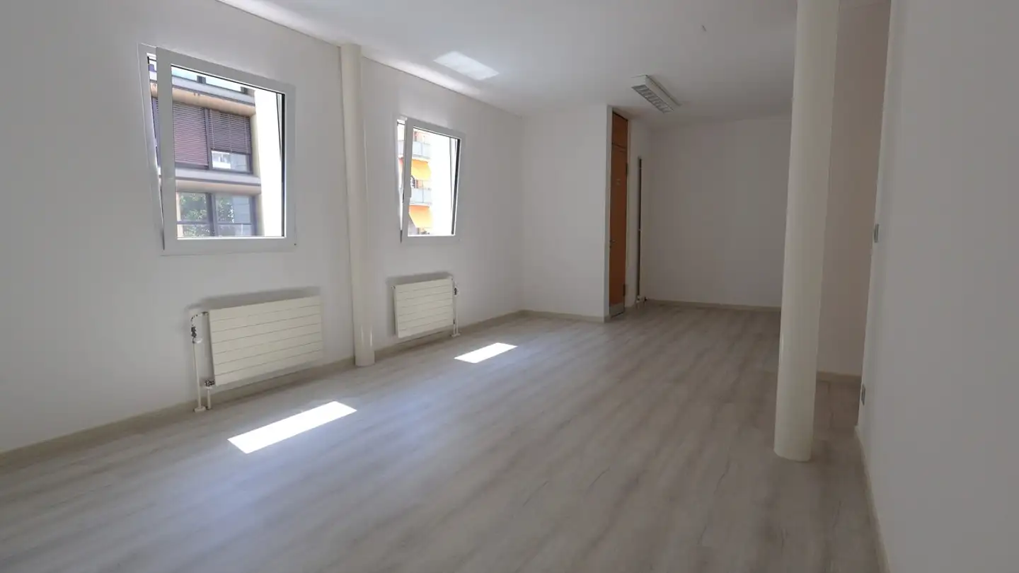 Spazio ufficio in affitto - Via Dante Alighieri 25, 6830 Chiasso