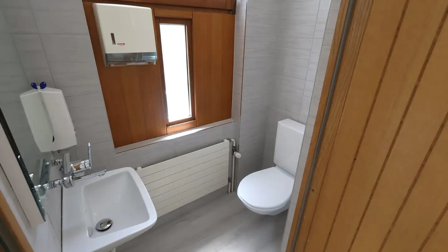 Spazio ufficio in affitto - Via Dante Alighieri 25, 6830 Chiasso - Photo 4