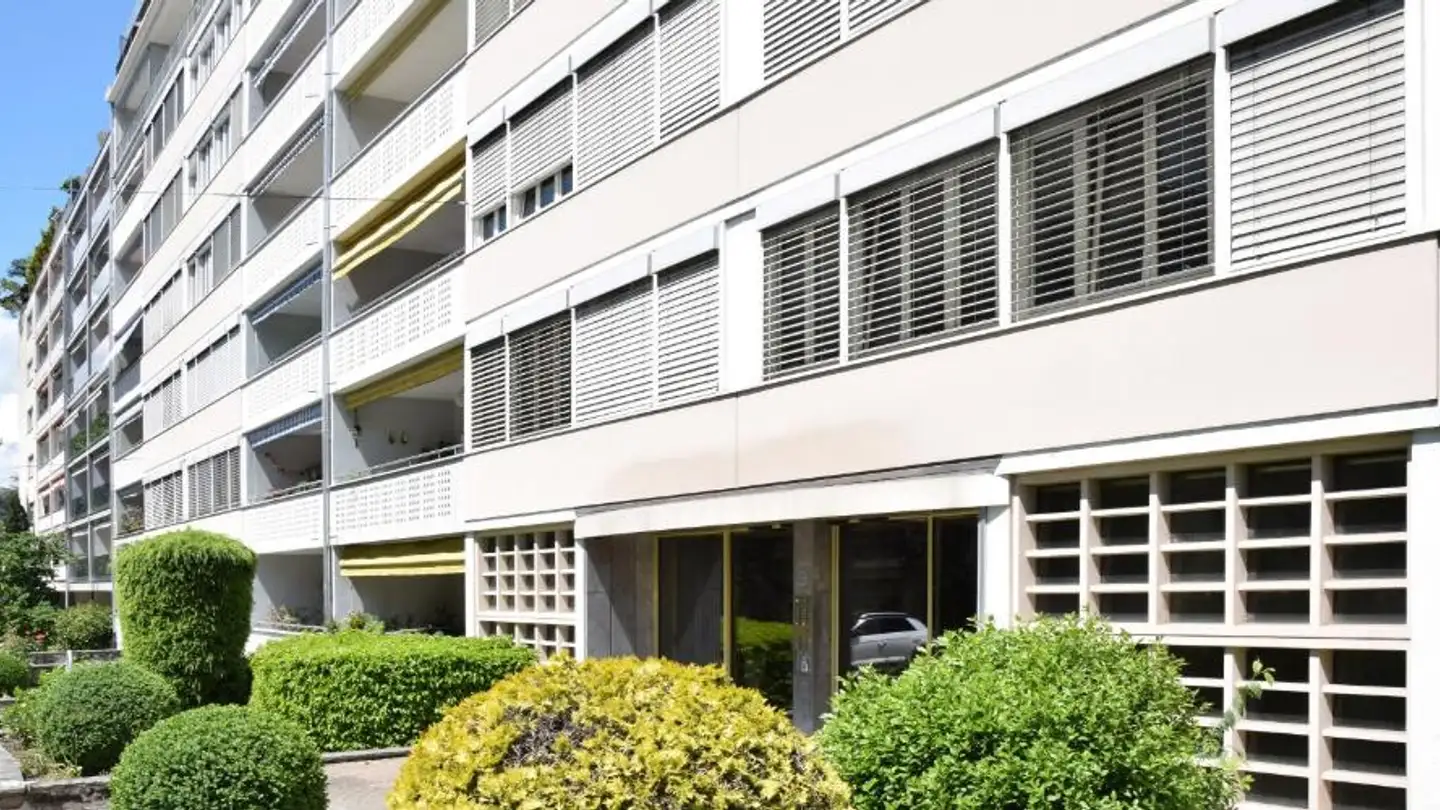 Indoor motorbike parking space for rent - Chemin des Crêts de Champel 9, 1206 Genève - Photo 3