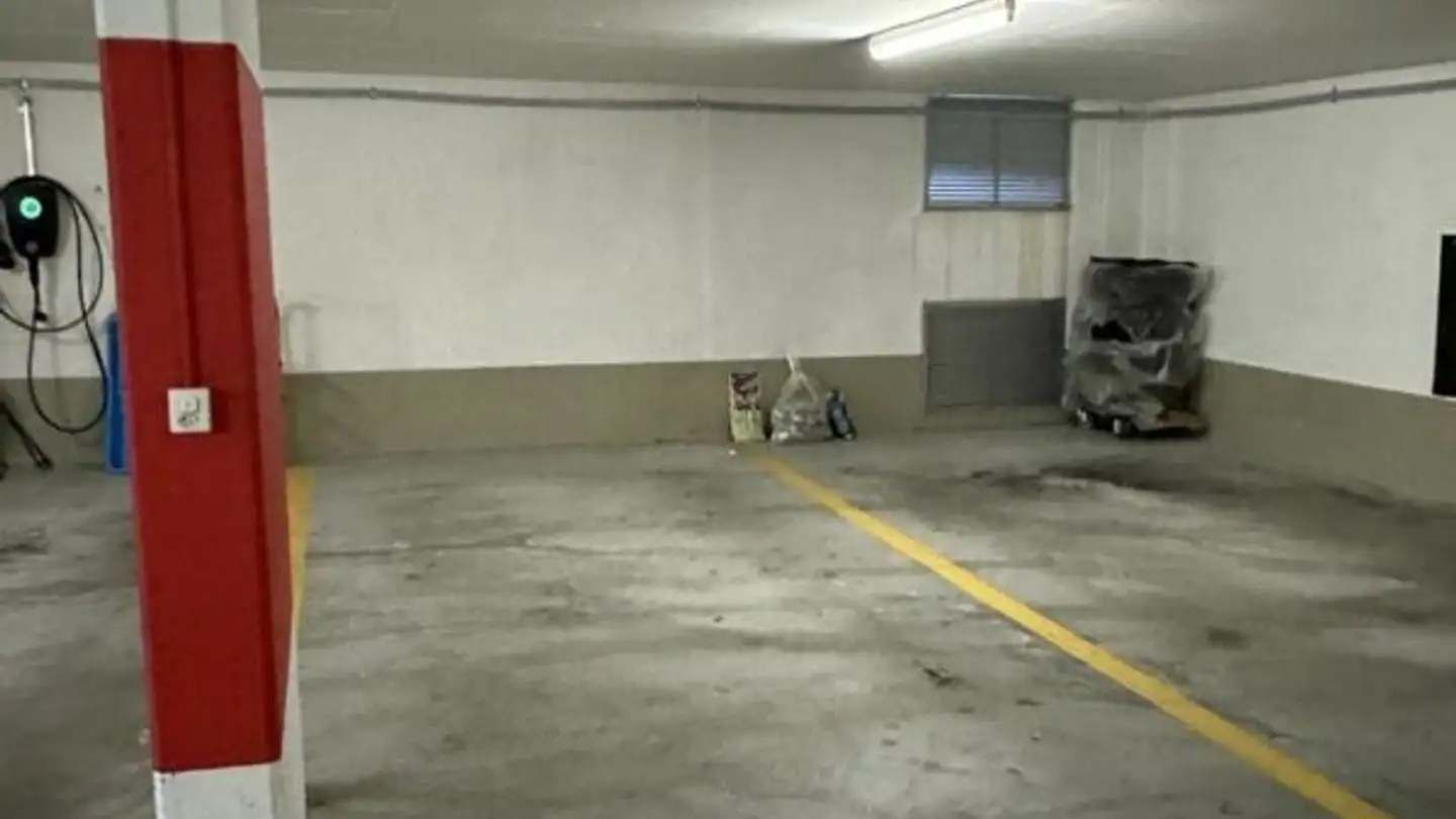 Parcheggio esterno in affitto - Glärnischstrasse 273, 8708 Männedorf