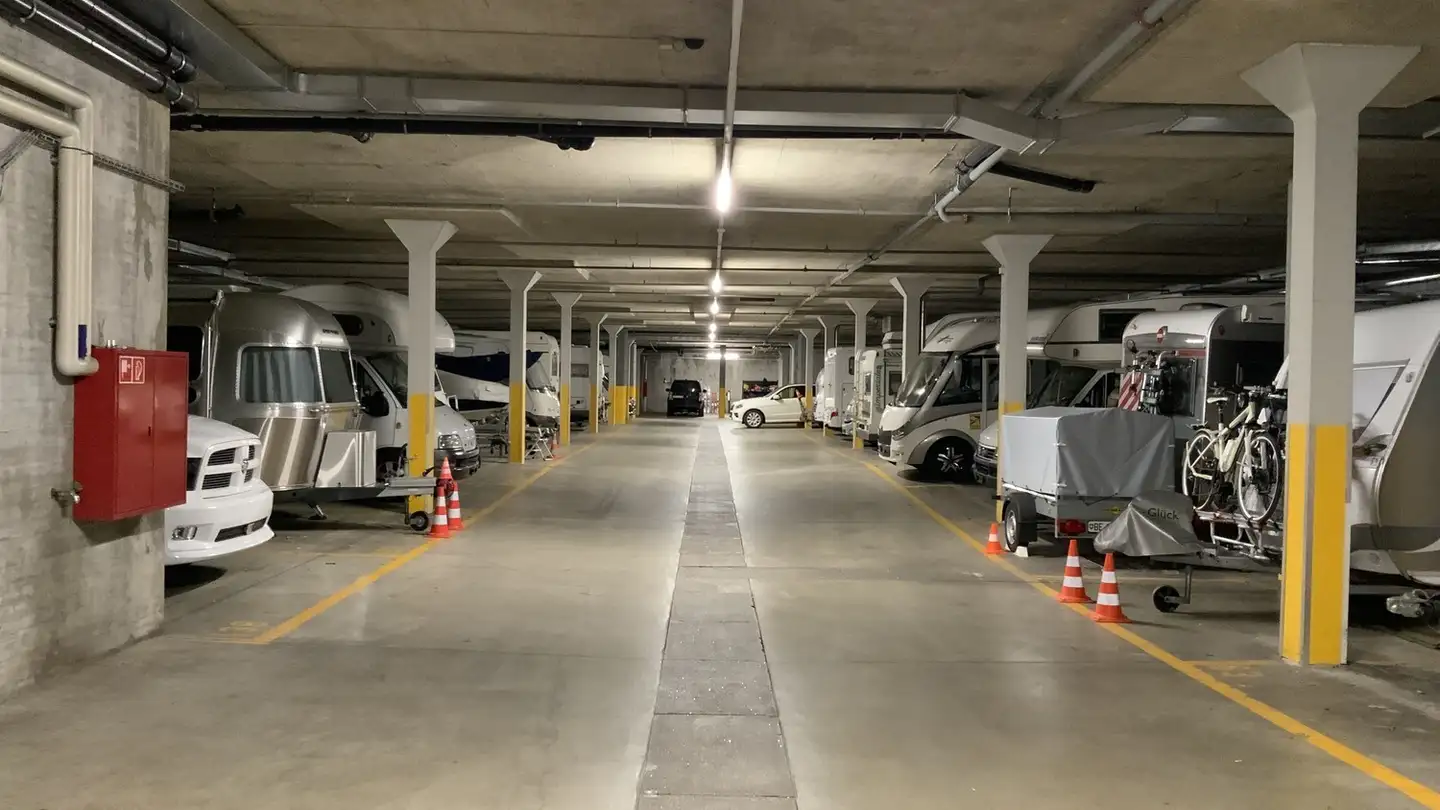 Outdoor parking space for rent - Neufeldstrasse 50a, 3604 Thun - Photo 4