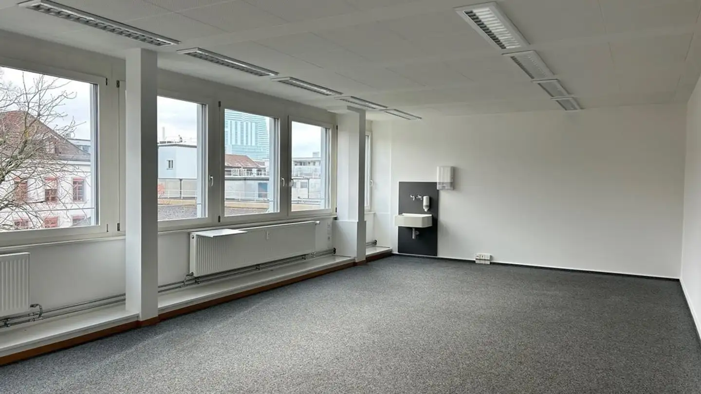 Office space for rent - Rebgasse 1, 4058 Basel - Photo 2