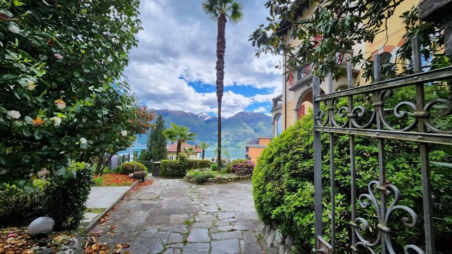 Residential building for sale - Via Delle Vigne 6, 6648 Minusio
