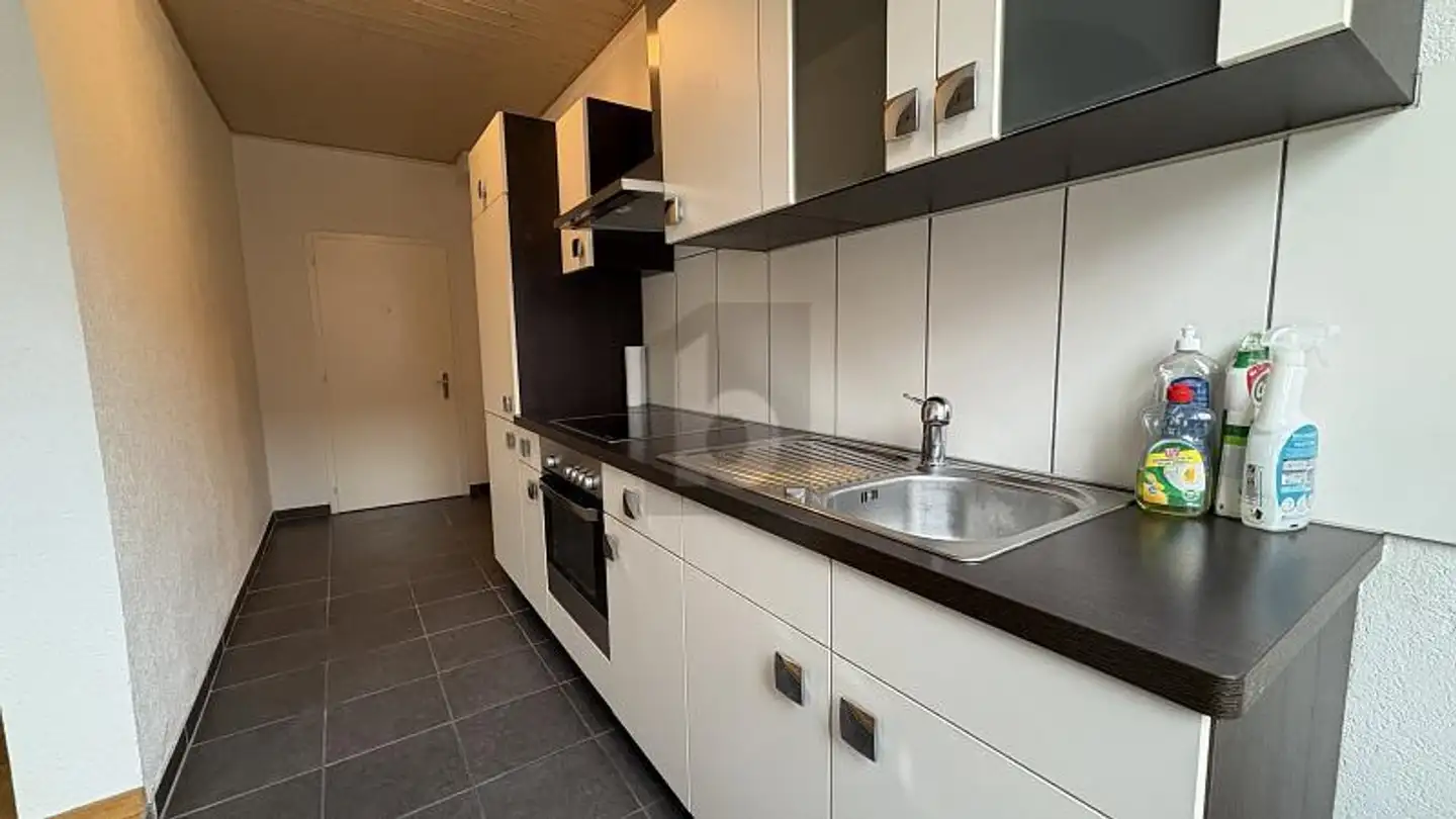 Apartment for rent - 2740 Moutier - Photo 3