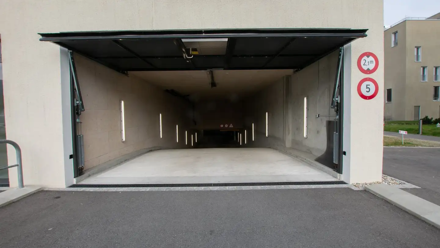 Parcheggio coperto in affitto - Rue Jakob-Stämpfli / Jakob-Stämpfli-Strasse 112c, 2502 Biel/Bienne - Photo 4