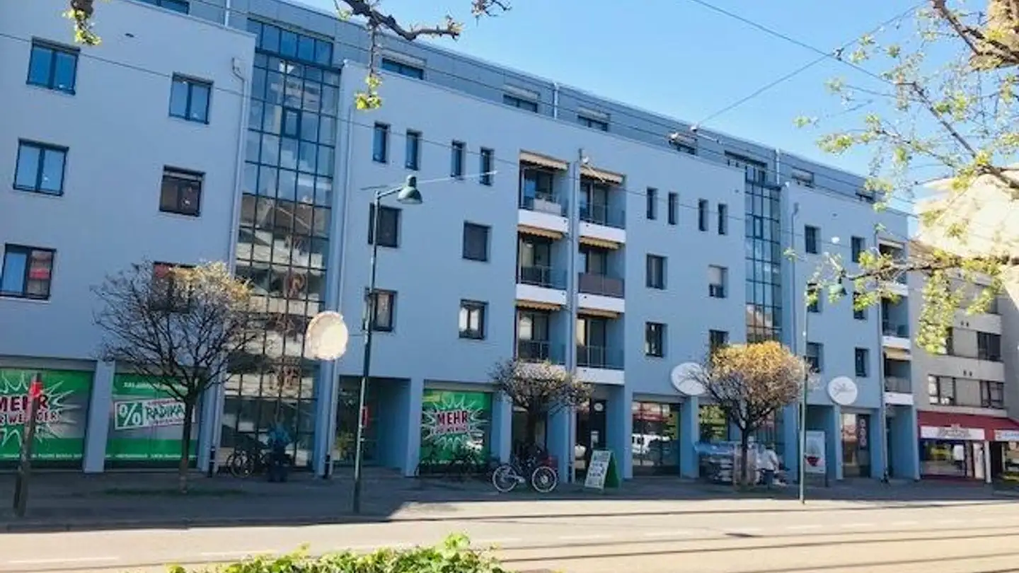 Tiefgaragenstellplatz mieten - Hauptstrasse 36, 4127 Birsfelden