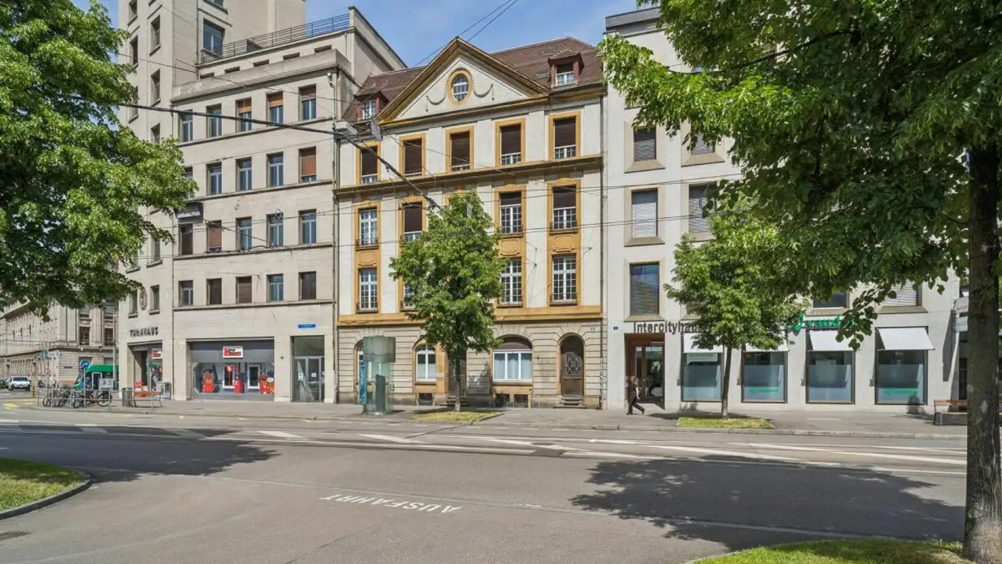 Edificio residenziale in vendita - St. Jakobs-Strasse 1a, 4052 Basel