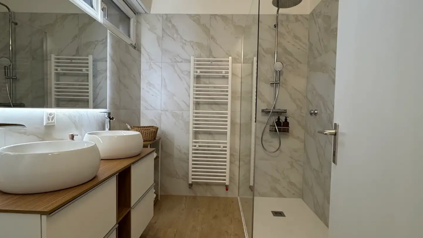 Appartement à louer - 6600 Muralto - Photo 4