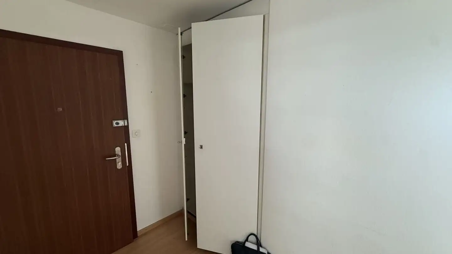 Apartment for rent - Rue De La Gare 8, 1820 Veytaux - Photo 2