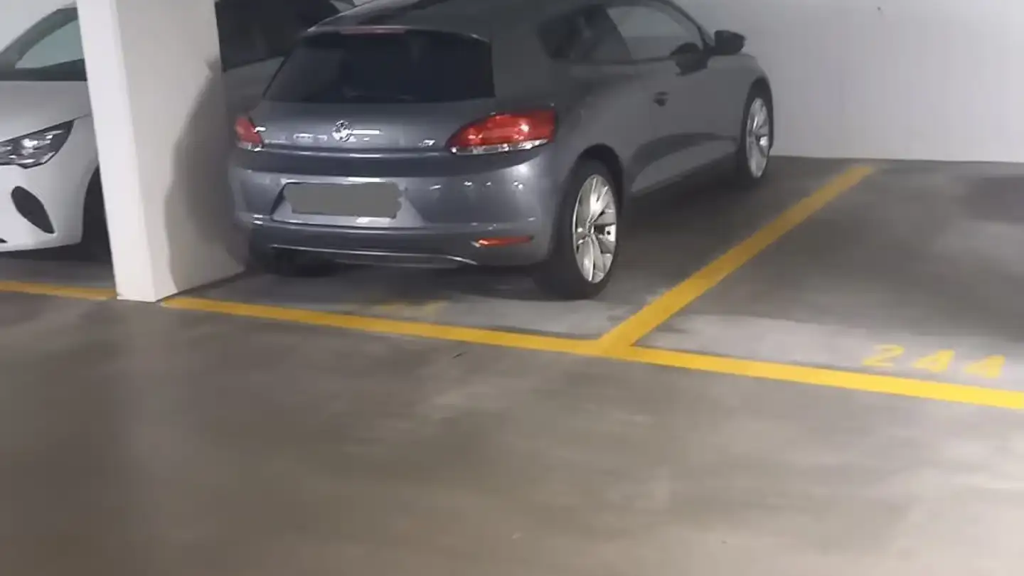 Underground parking space for rent - Mellingerstrasse 26, 5400 Baden