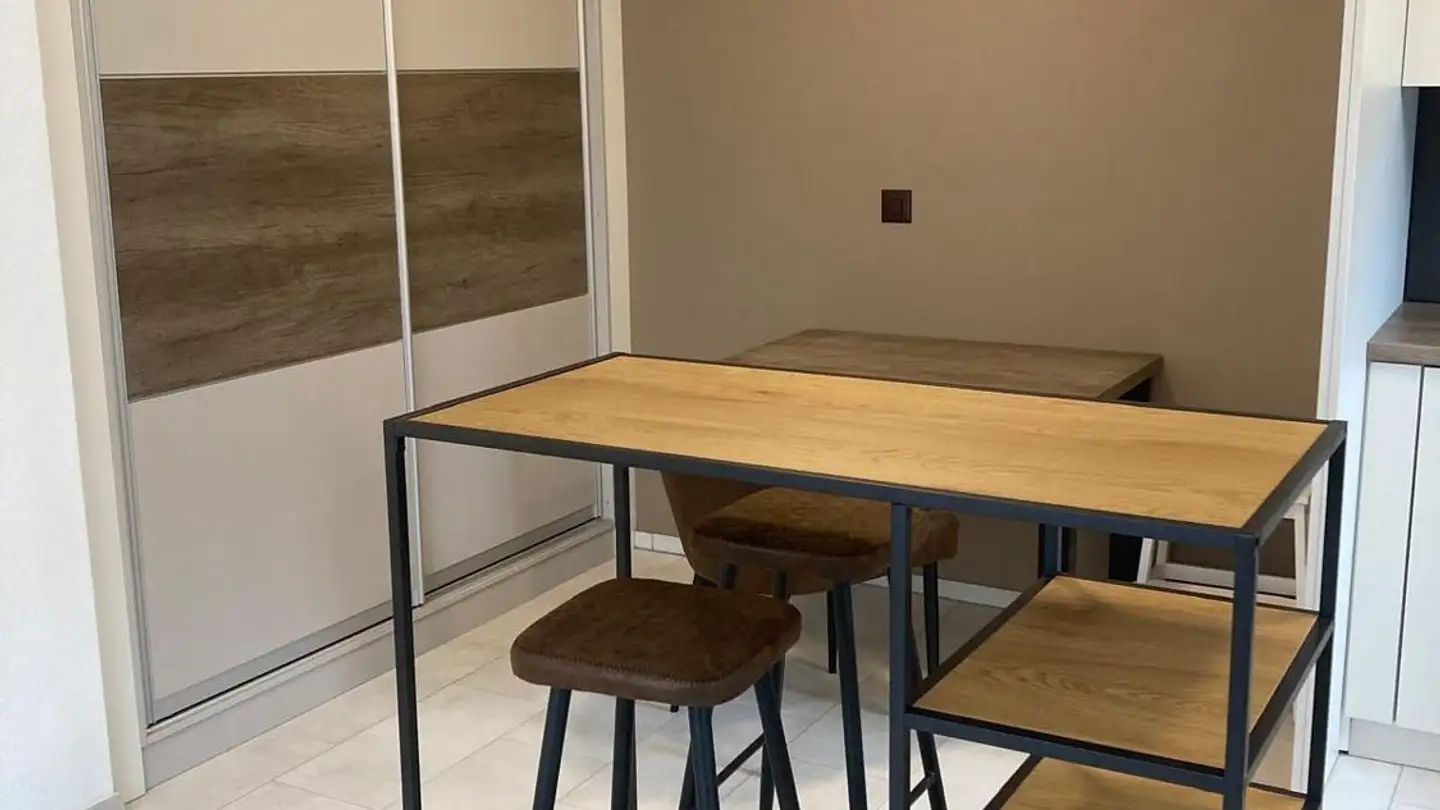 Apartment for rent - 1723 Marly