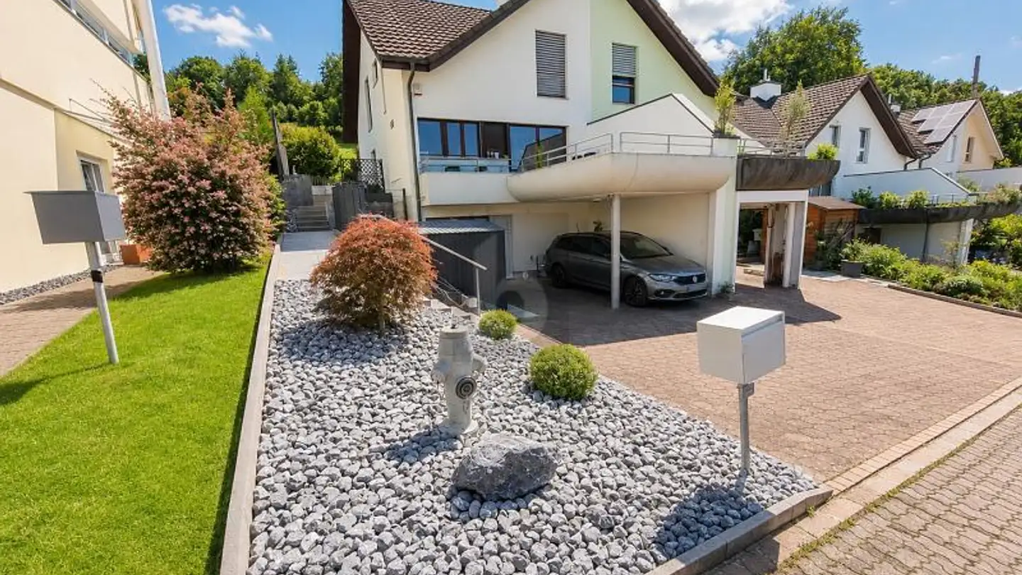 Row house for sale - 4419 Lupsingen