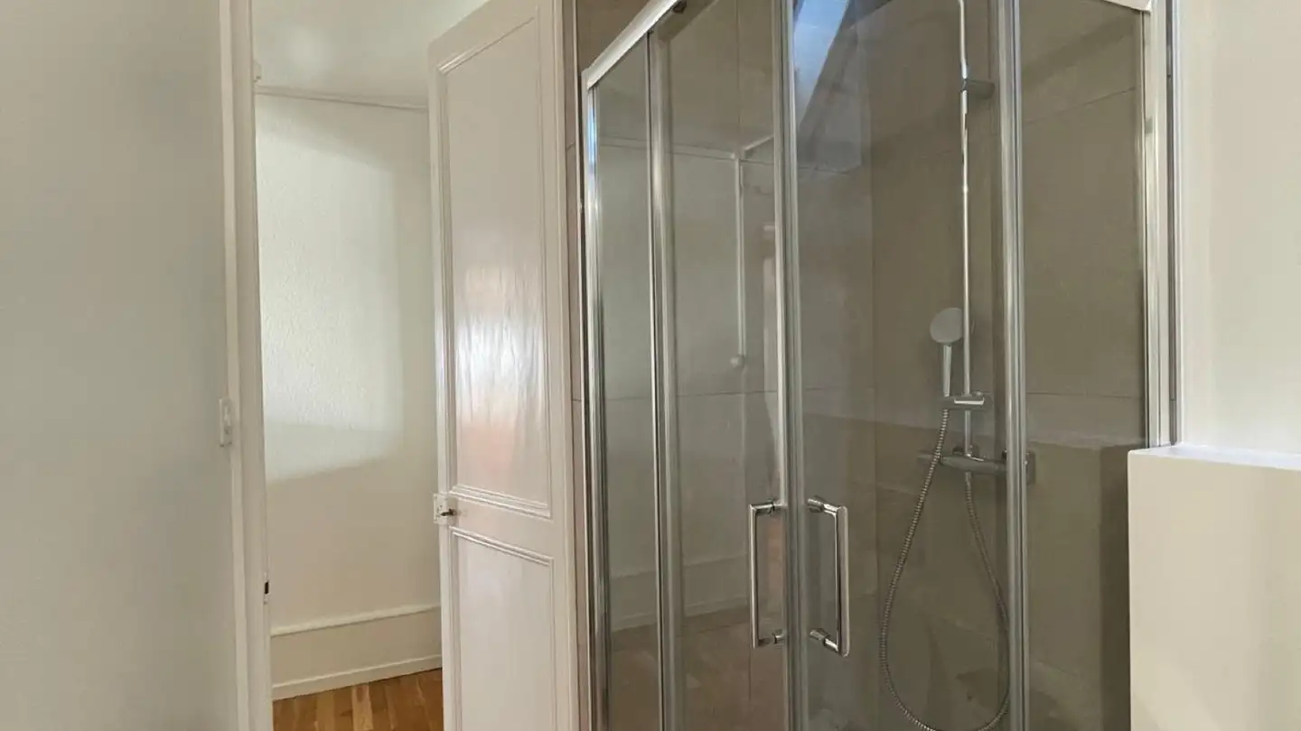 Single room for rent - 2000 Neuchâtel - Photo 2