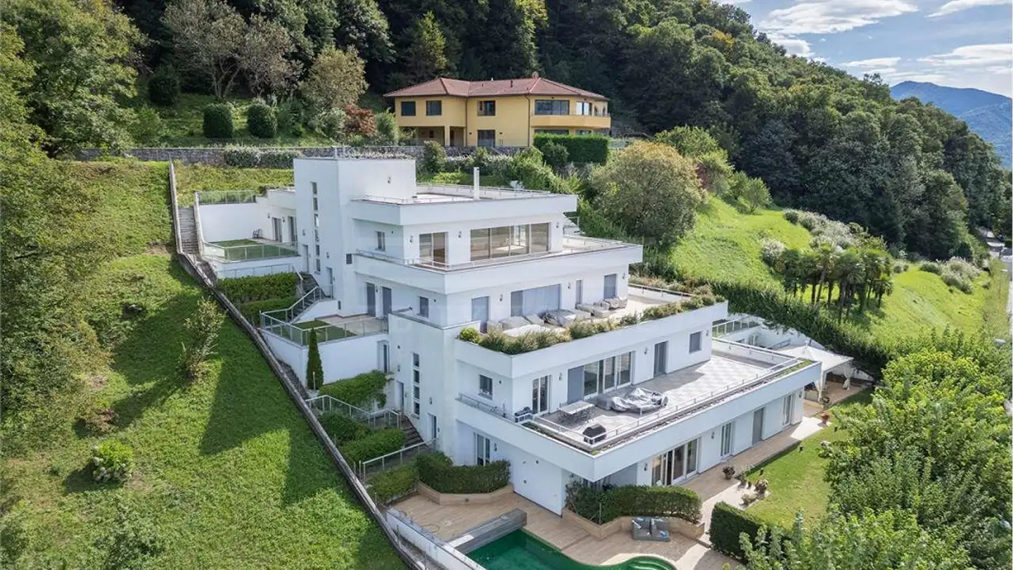 Penthouse for sale - 6926 Montagnola