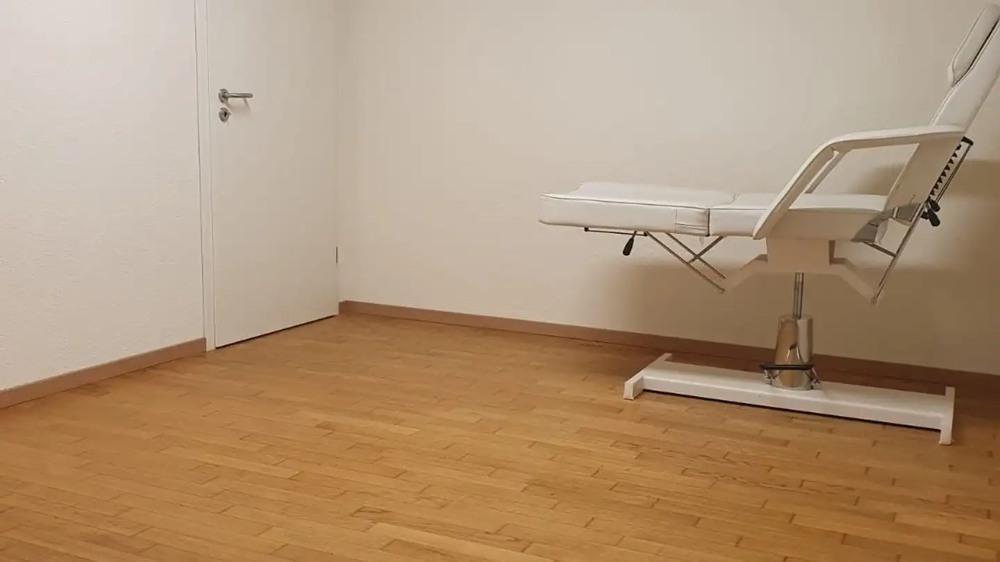 Arztpraxis mieten - Usterstrasse 31a, 8308 Illnau - Foto 3