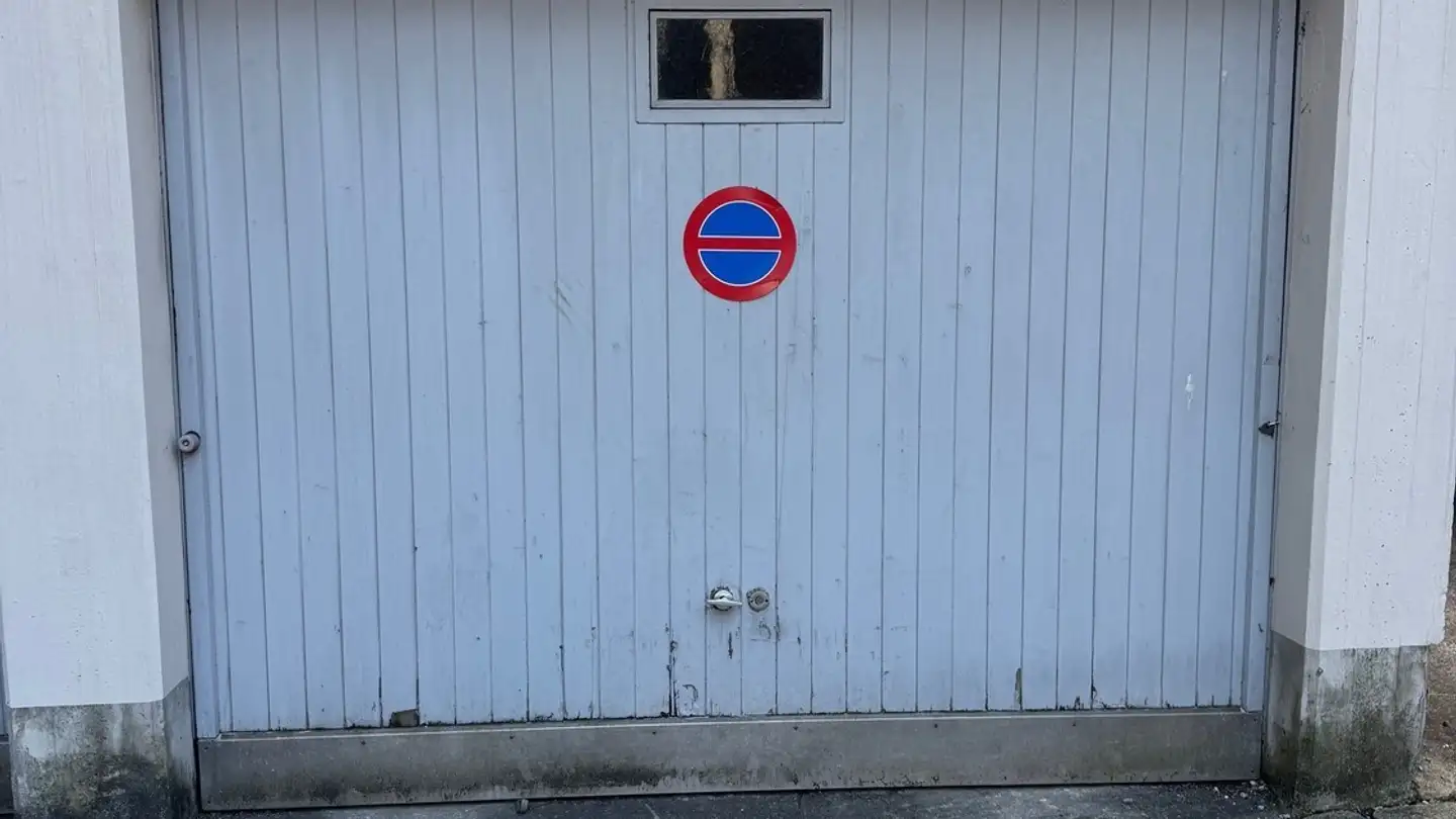 Outdoor parking space for rent - Aeusserer Sonnenweg 5, 9000 St. Gallen - Photo 2