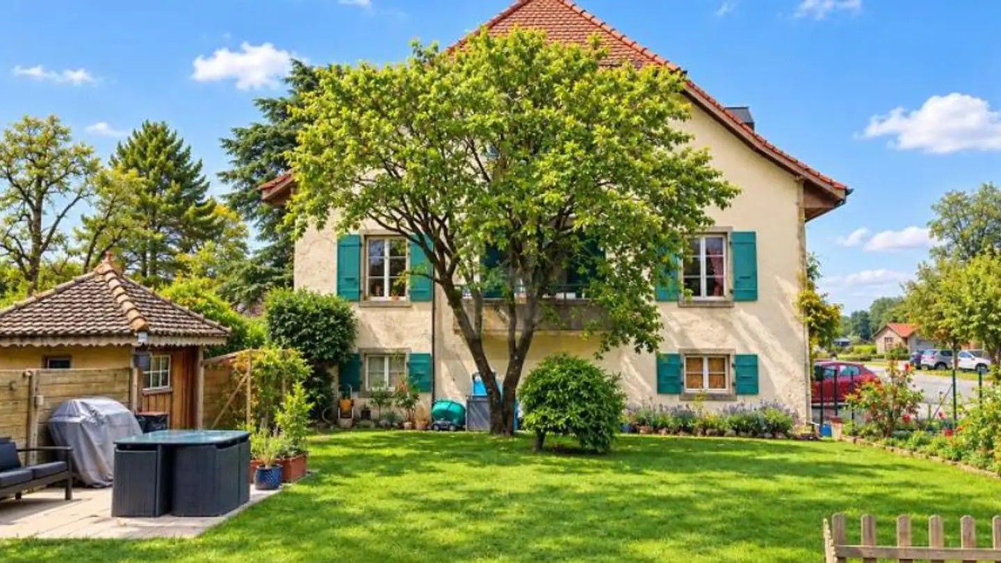 Apartment for rent - 1422 Grandson