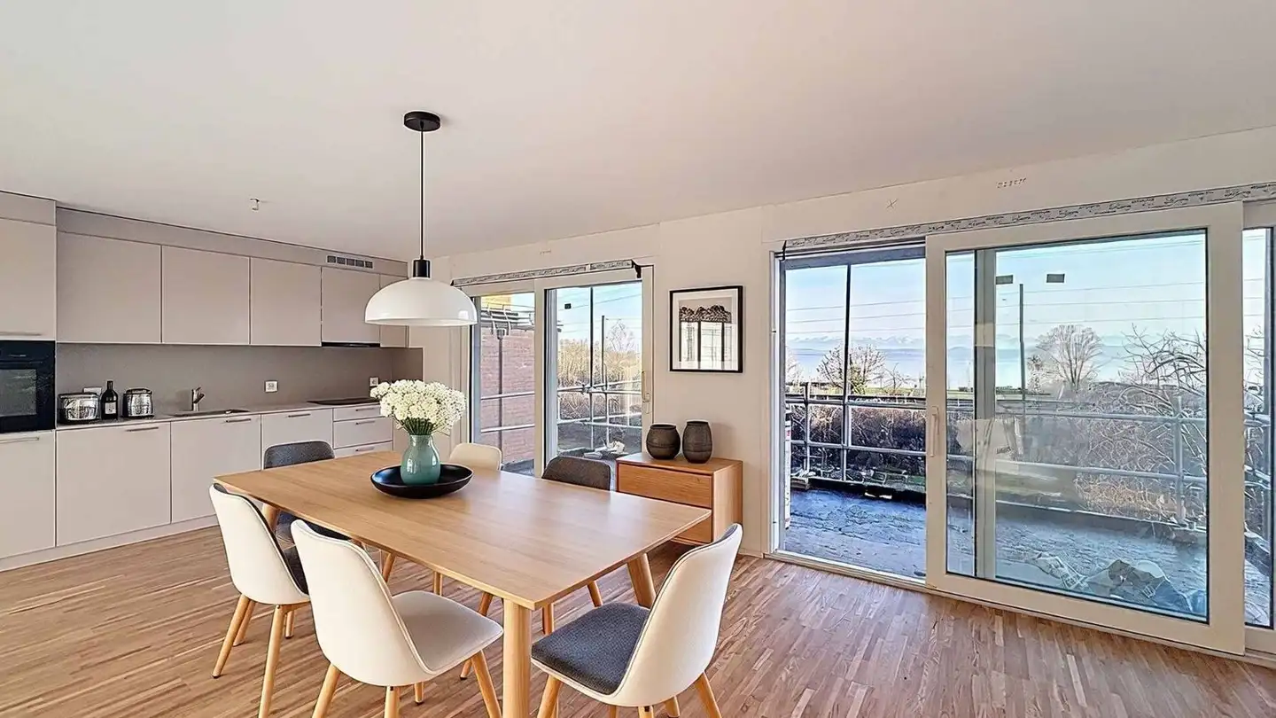 Apartment for sale - 2068 Hauterive NE