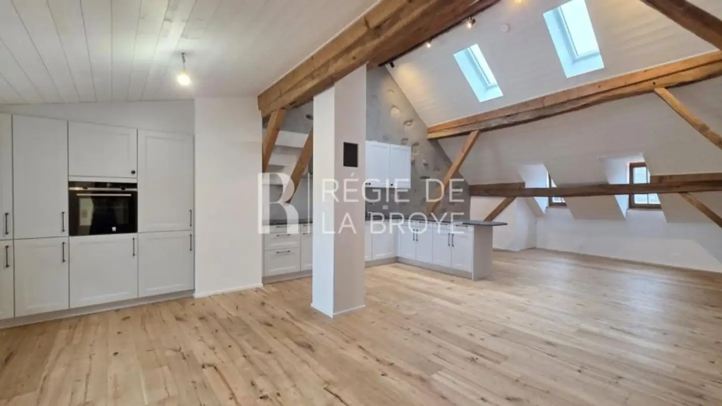 Attic flat for rent - Grand-Rue 6, 1470 Estavayer-le-Lac