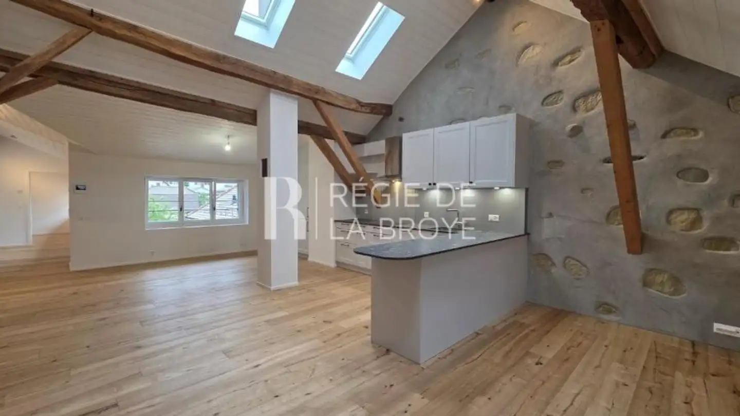 Attic flat for rent - Grand-Rue 6, 1470 Estavayer-le-Lac - Photo 2