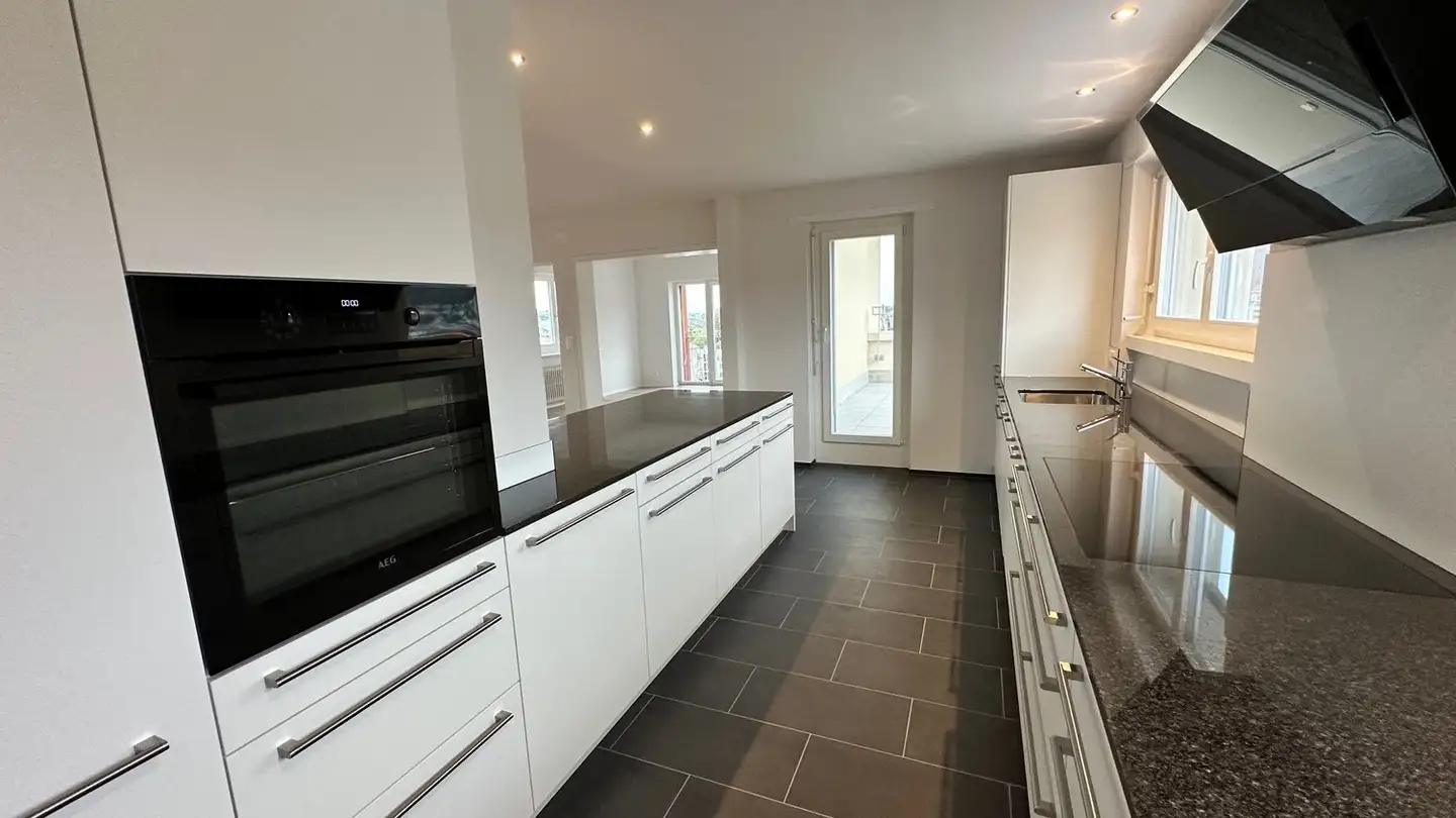 Attique à louer - Rue Des Prés / Mattenstrasse 126, 2503 Biel/Bienne - Photo 3