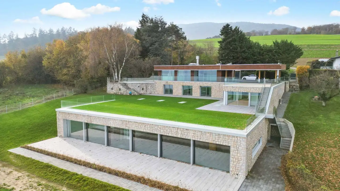 Villa for sale - 2028 Vaumarcus