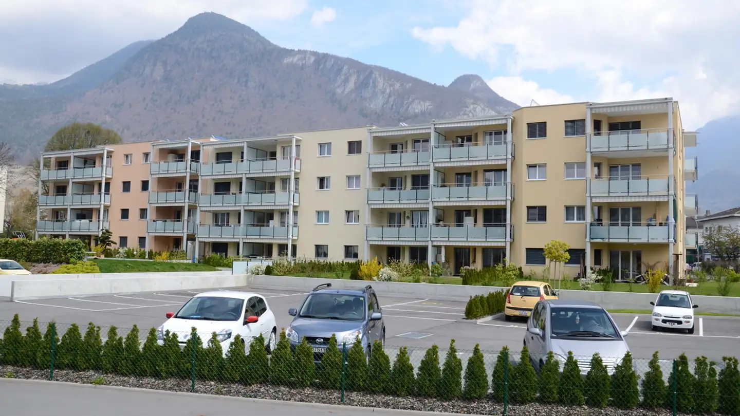 Outdoor parking space for rent - Chemin De La Rapille 11, 1860 Aigle