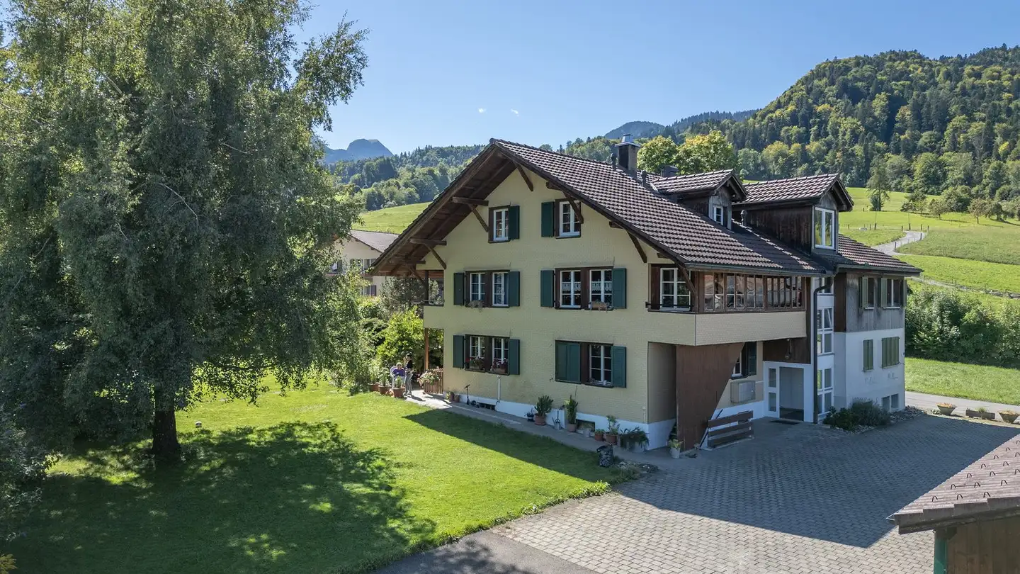 Edificio residenziale in vendita - Längmattstrasse 1, 3665 Wattenwil - Photo 2