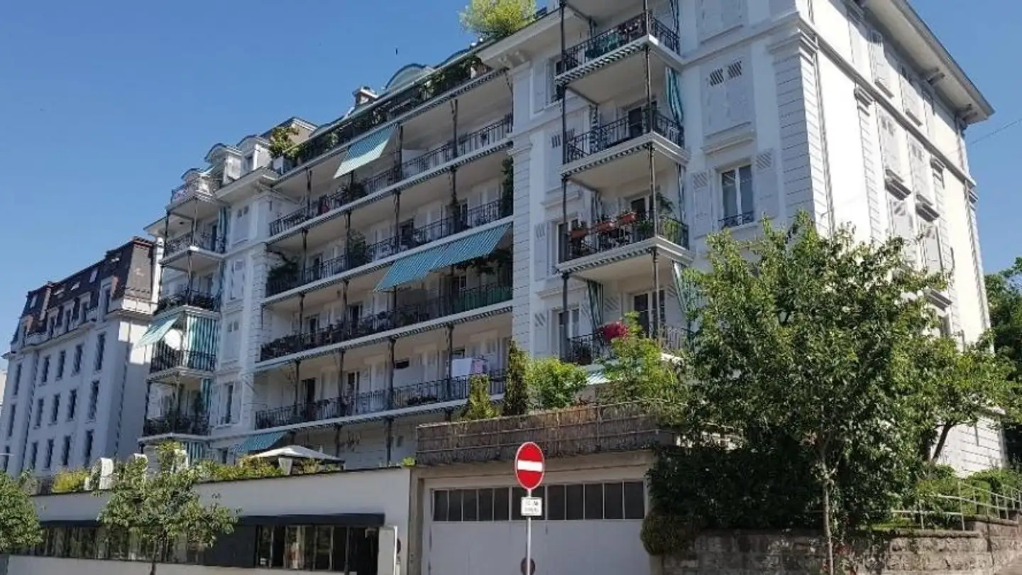 Outdoor parking space for rent - Avenue des Acacias 7, 1007 Lausanne