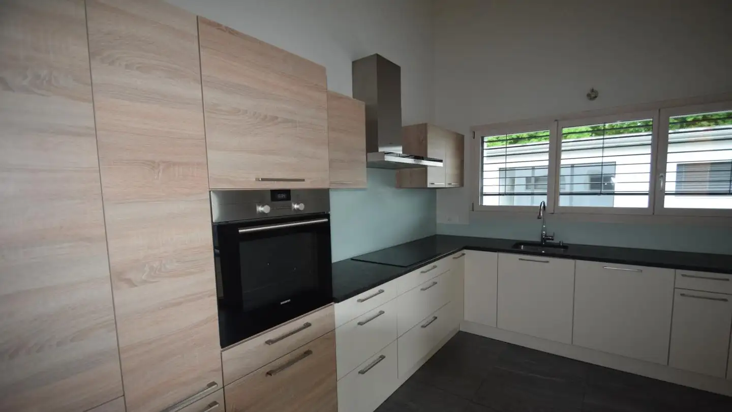 Attic flat for rent - Rue Des Longs Champs 51, 2854 Bassecourt - Photo 2