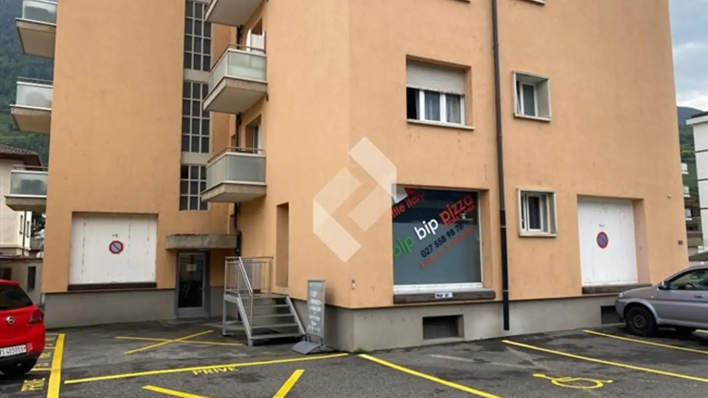Office space for sale - 1907 Saxon