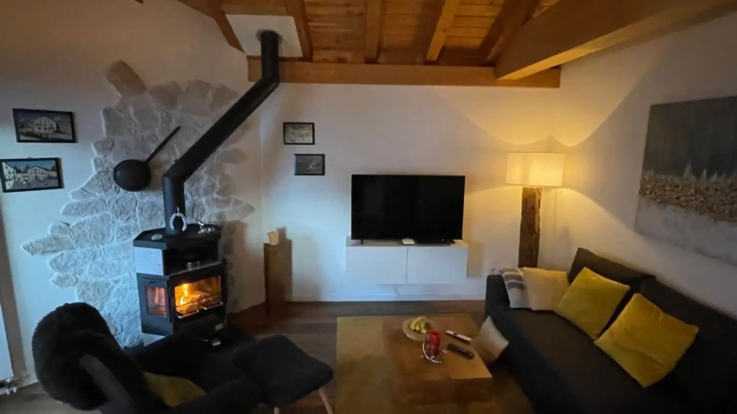 Apartment for rent - 7462 Salouf - Photo 2