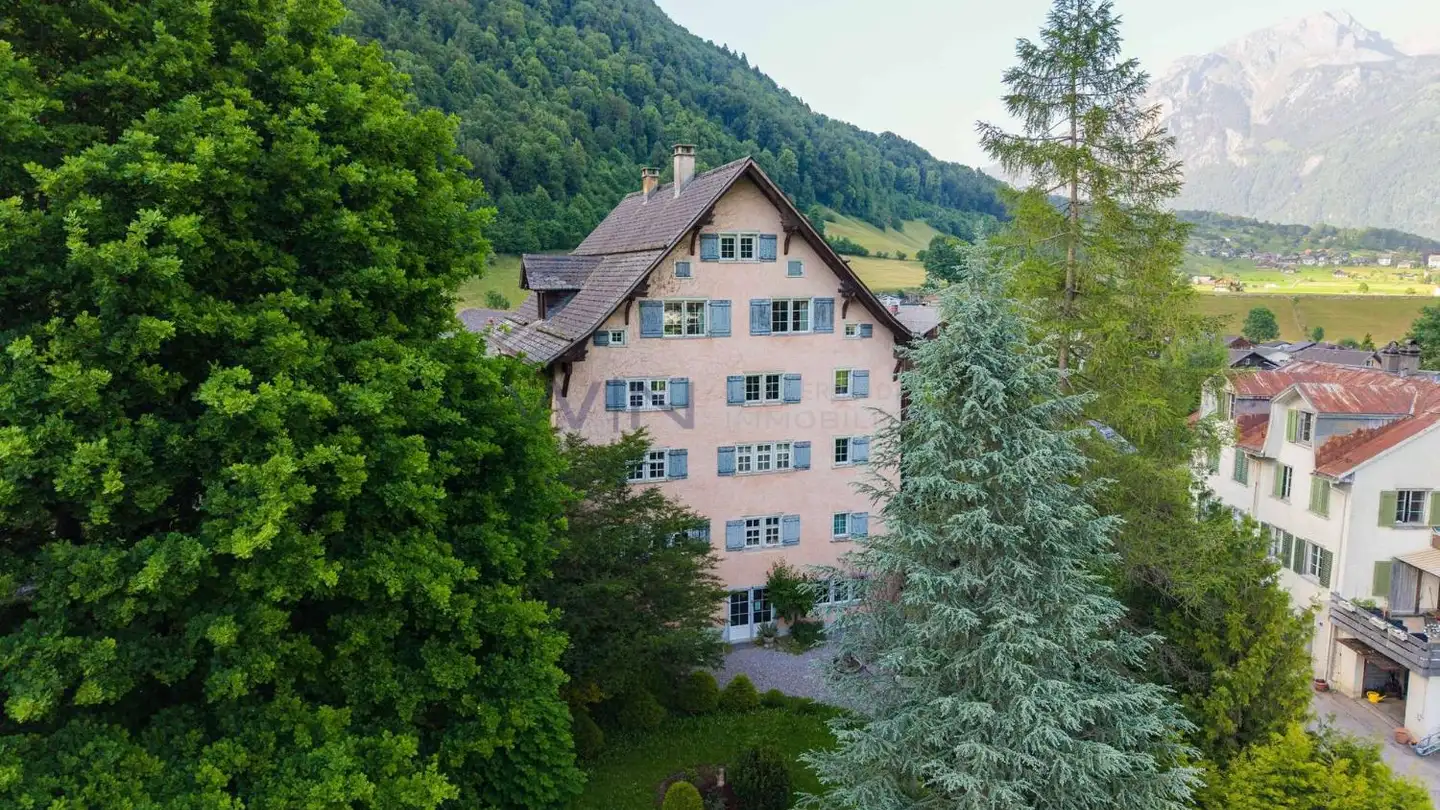 Villa for sale - 8772 Nidfurn