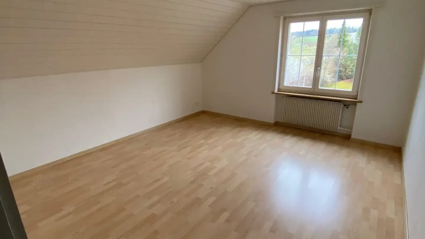 Attic flat for rent - Oberdorfstrasse 1, 8478 Thalheim an der Thur - Photo 2