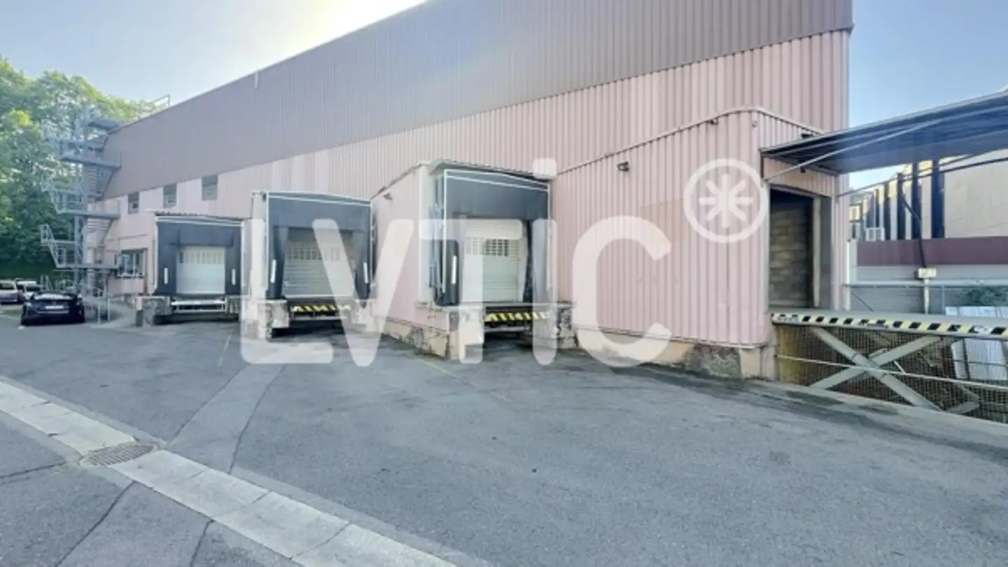 Espace de stockage à louer - 1806 St-Légier-La Chiésaz - Photo 2