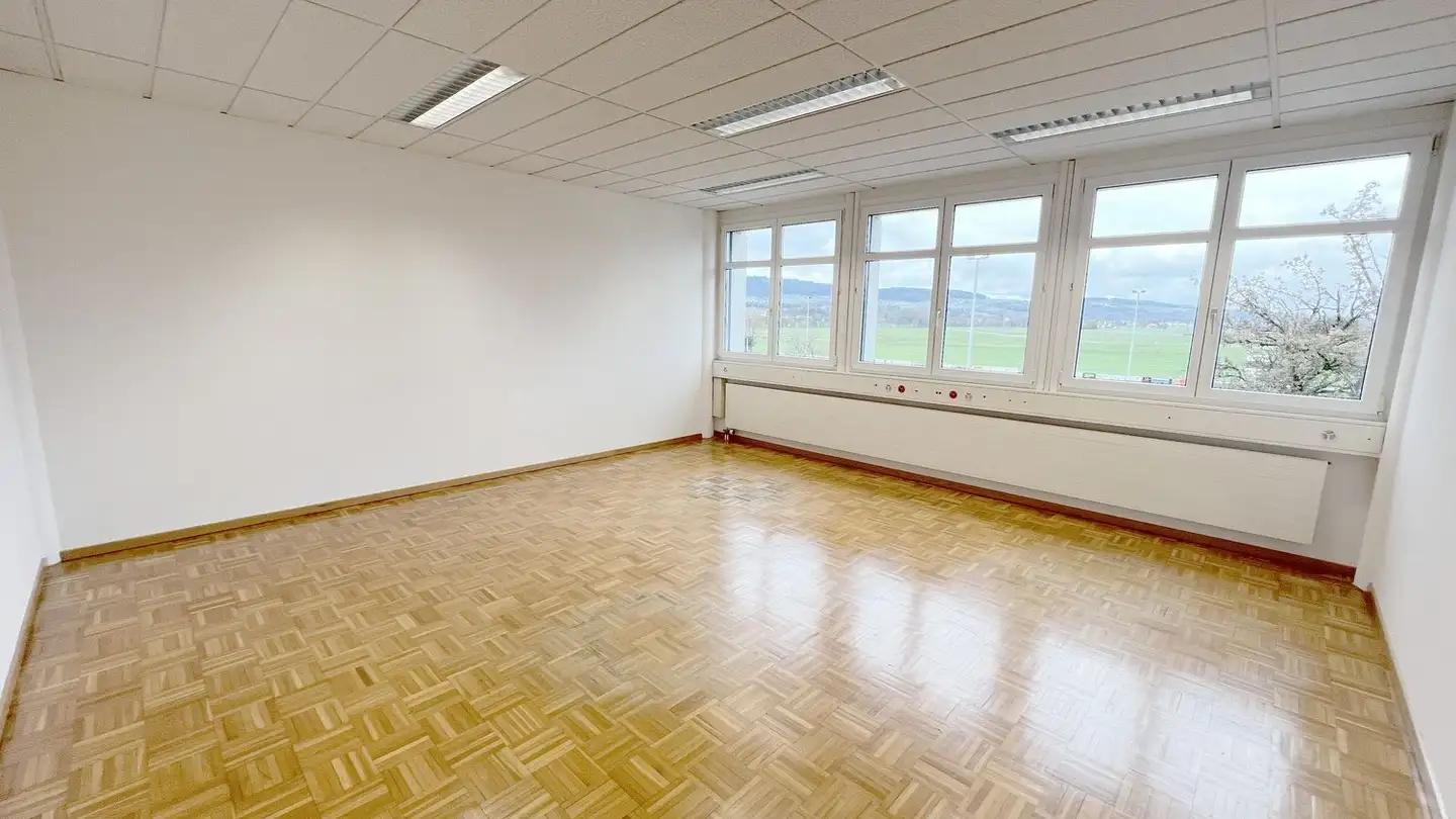 Gewerbe mieten - Industriestrasse 8, 8625 Gossau ZH - Foto 3