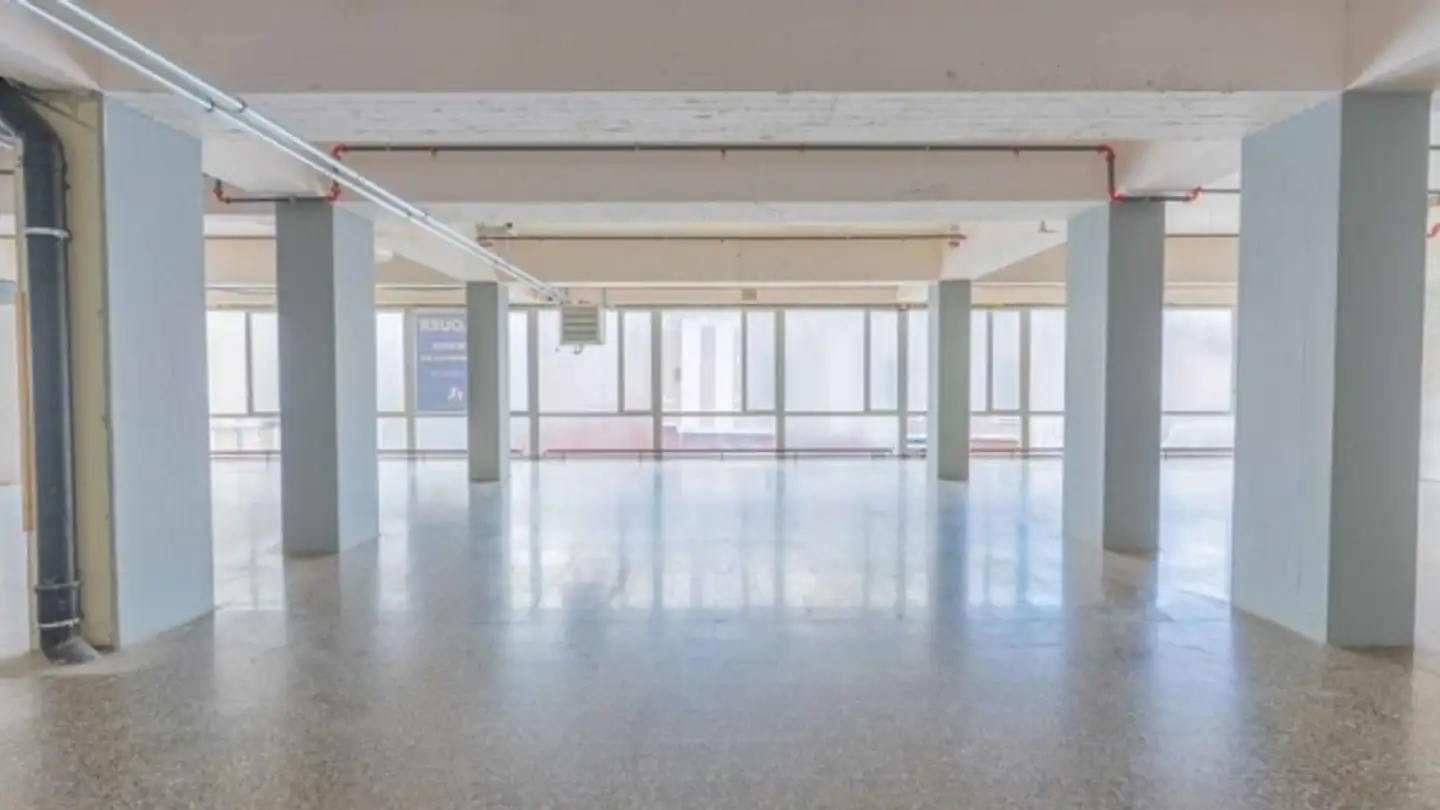 Espace de stockage à louer - 2400 Le Locle - Photo 2